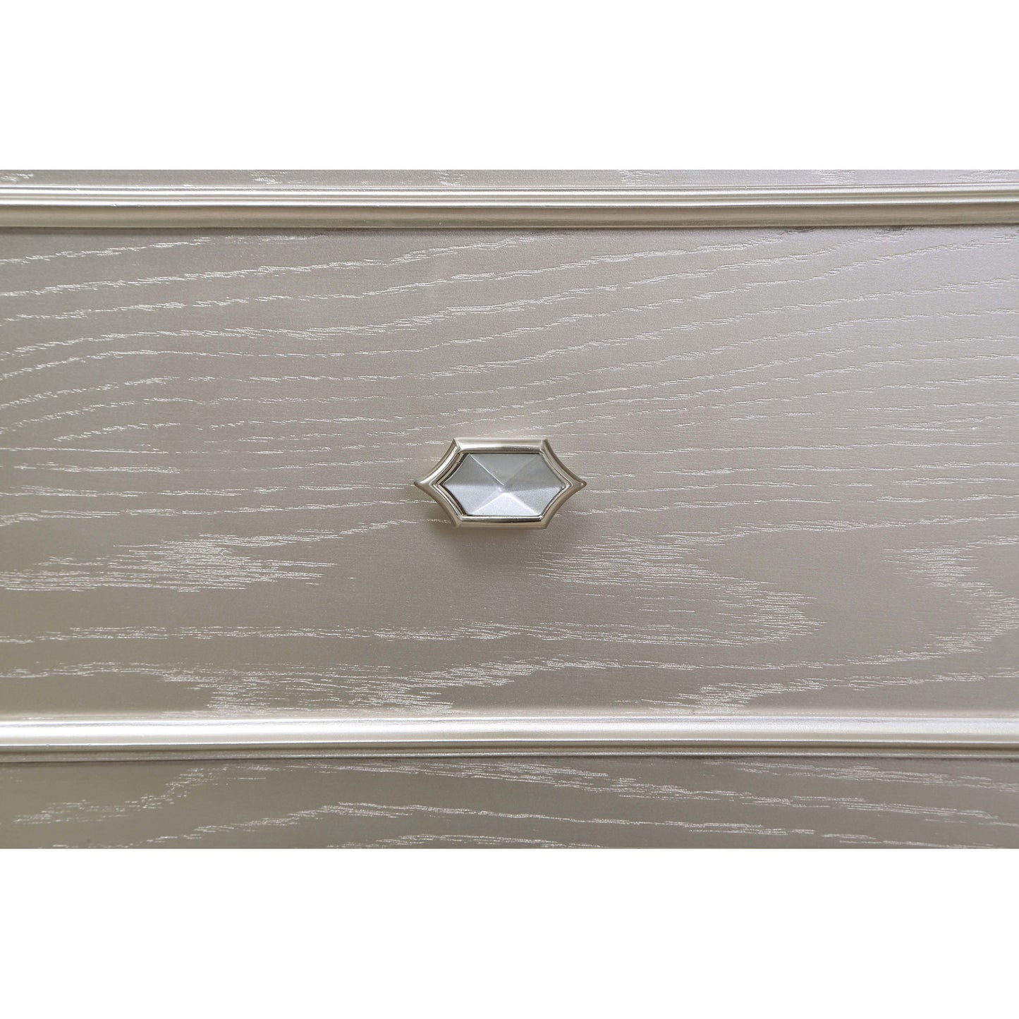 Katerina - 9 Drawer Dresser With Removable Jewelry Tray - Oak