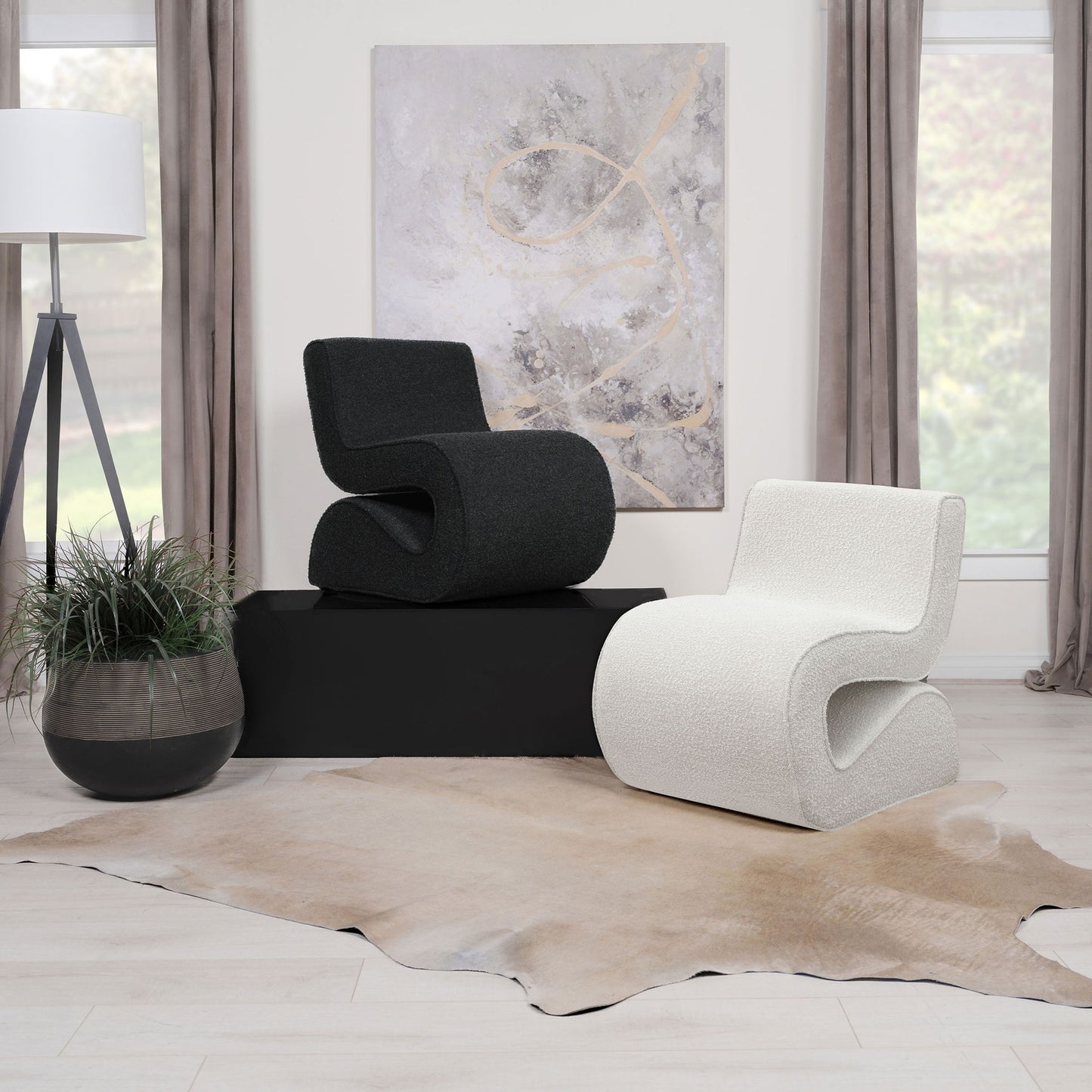 Austin - Armless Curved Chair
