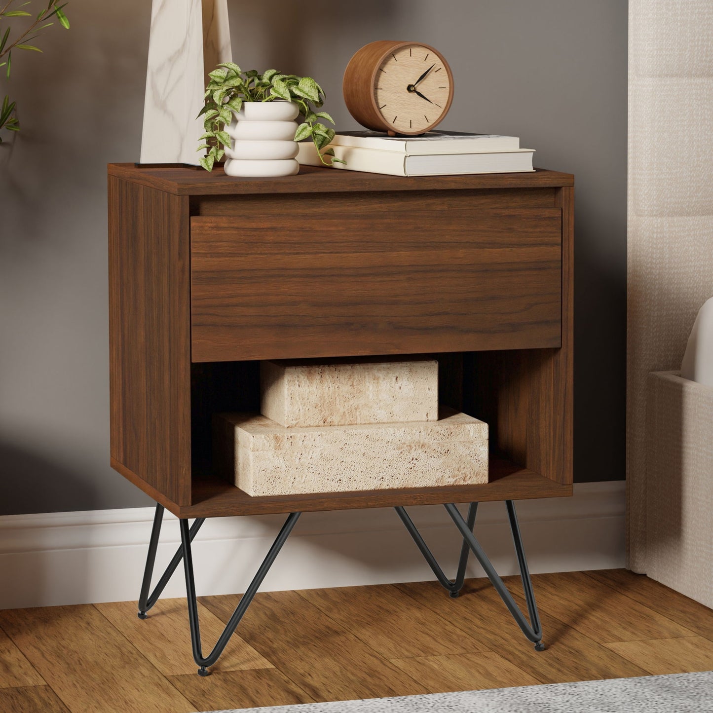Hunter - Nightstand