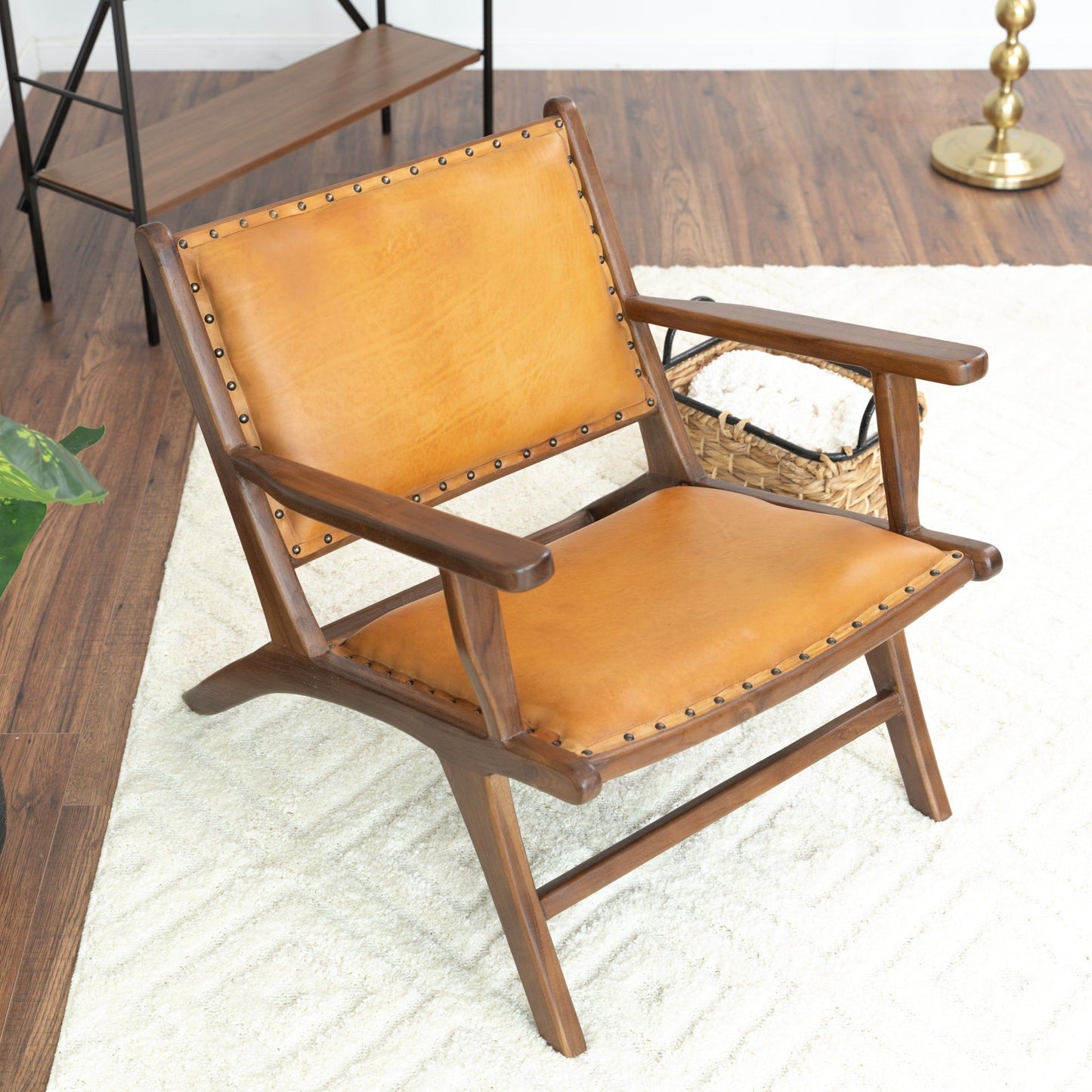 Daniel - Arm Chair - Brown / Tan