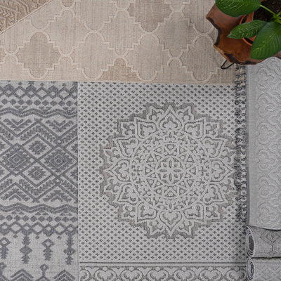 Guros - Traditional Indoor / Outdoor Rug