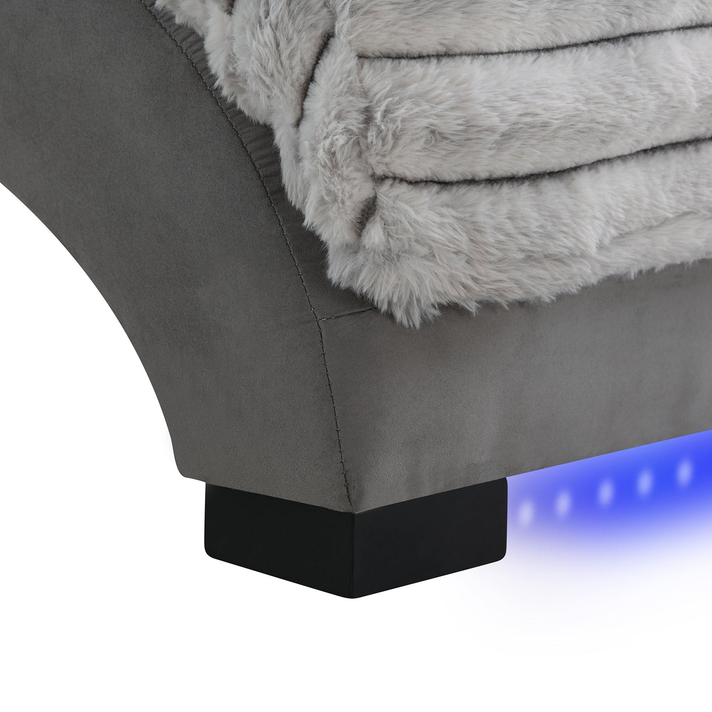 Denise - Accent Chaise With USB Support