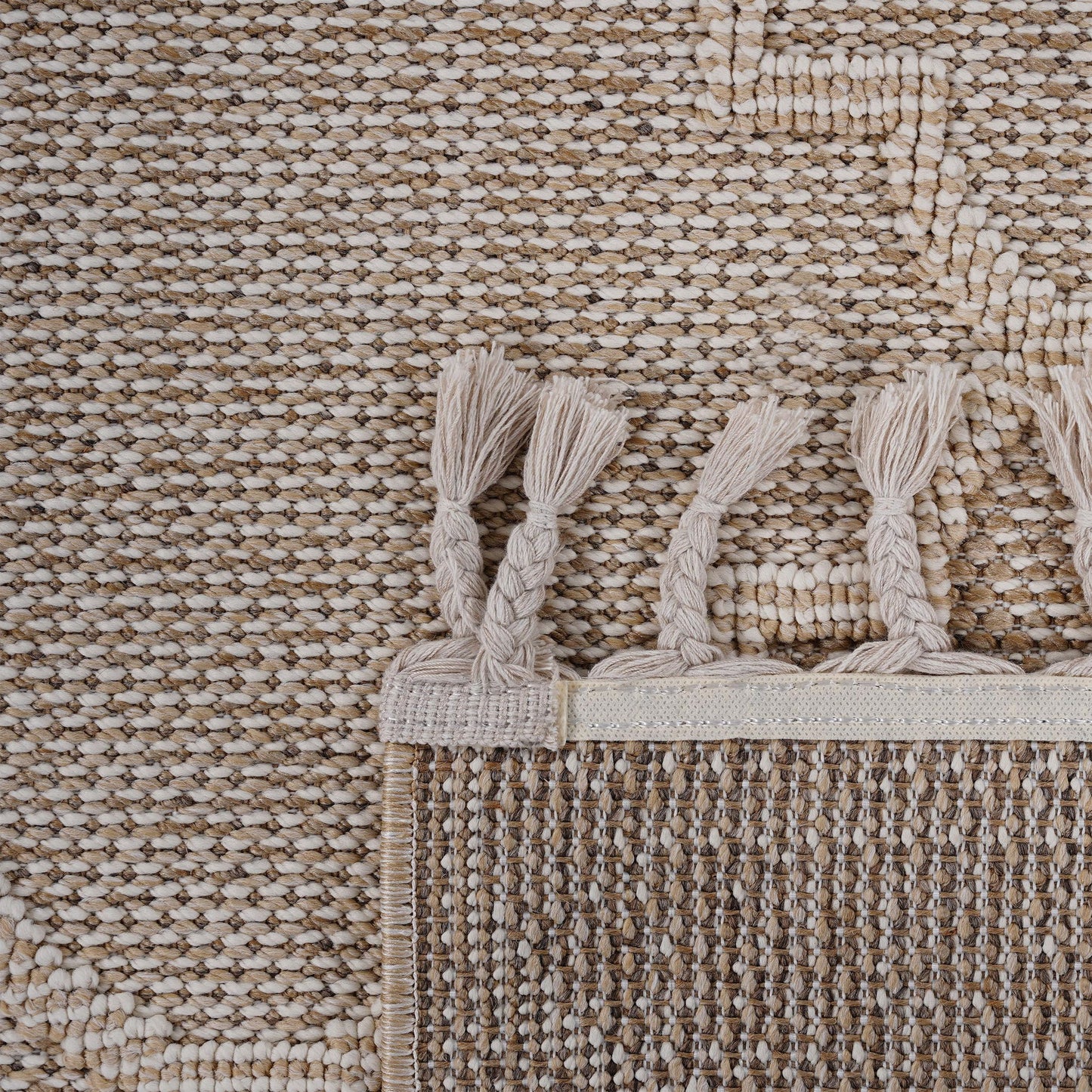 Guros - 8' X 10' Trellis Indoor / Outdoor Area Rug - Cream