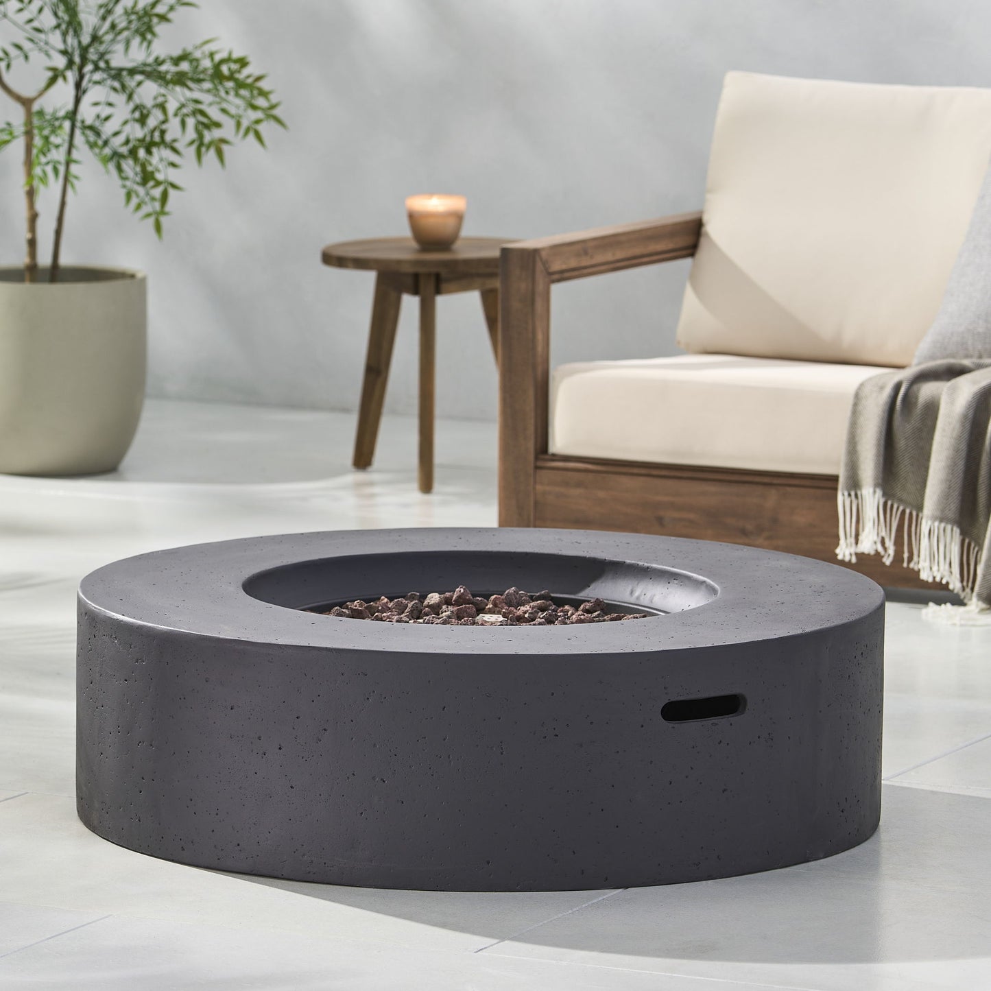 Modern Lightweight Concrete Outdoor Circular Fire Pit 50, 000 Btu