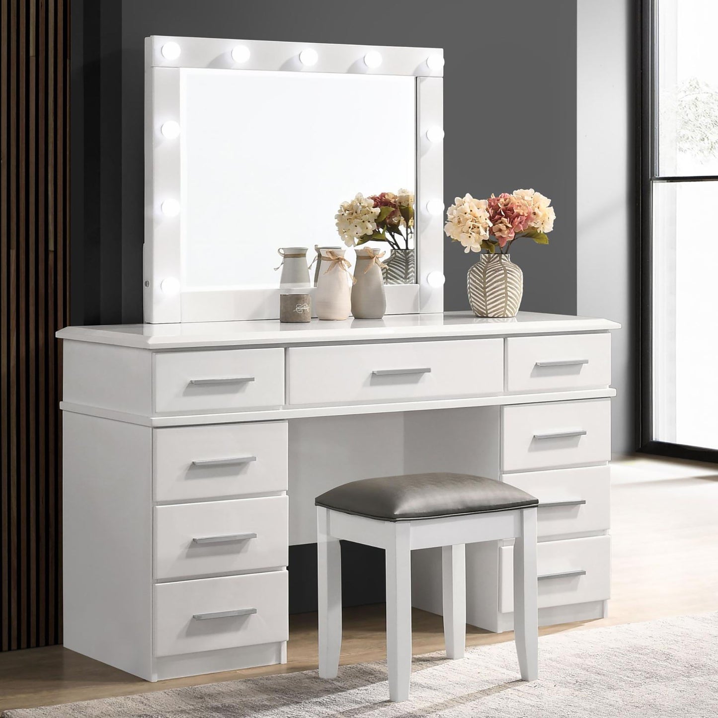 Vanity Stool With Padded Seat - White