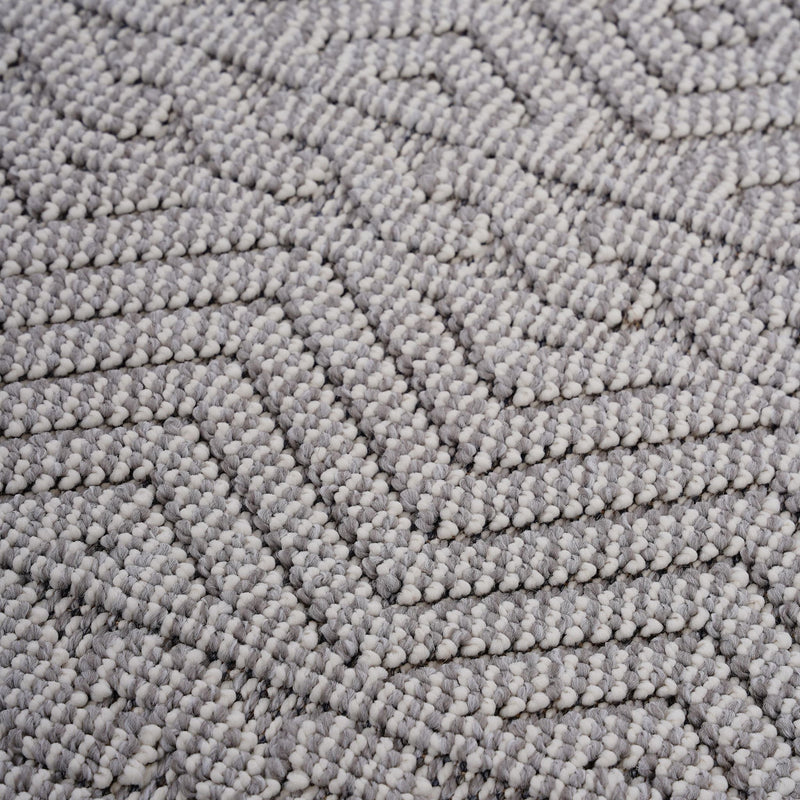 Guros - 8' X 10' Geometric Indoor / Outdoor Area Rug - White