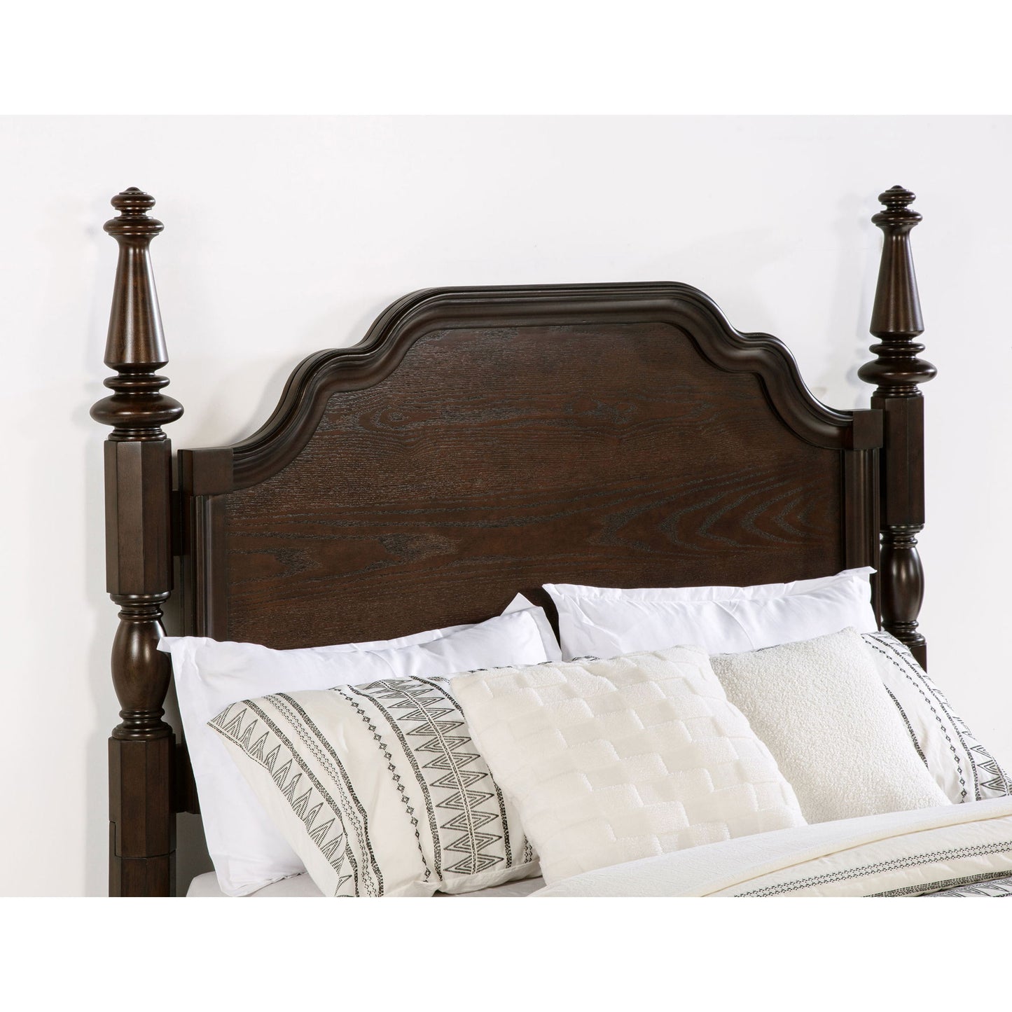 Berwick - 4 Poster Queen Bed With Serpentine Headboard - Dark Oak