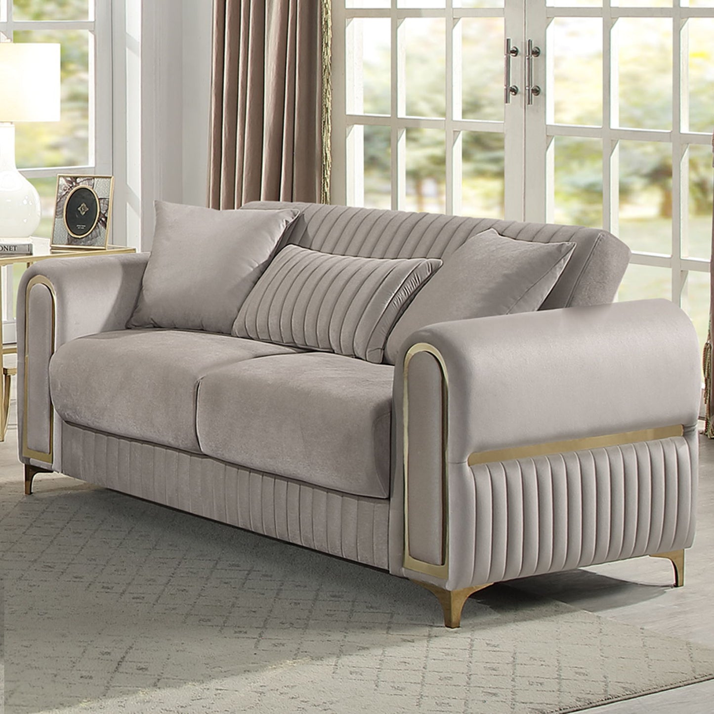Ruby - Loveseat