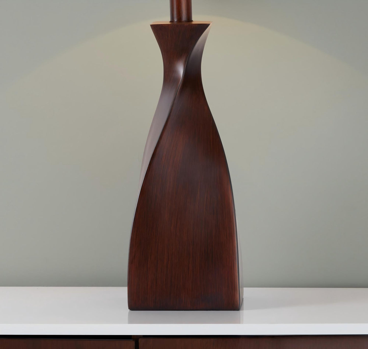 Curvo - Contemporary Polyresin Table Lamp (Set of 2)