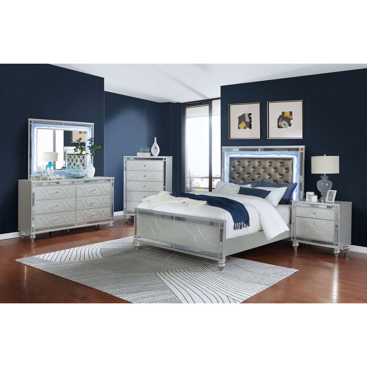 Karmen - Panel Bed