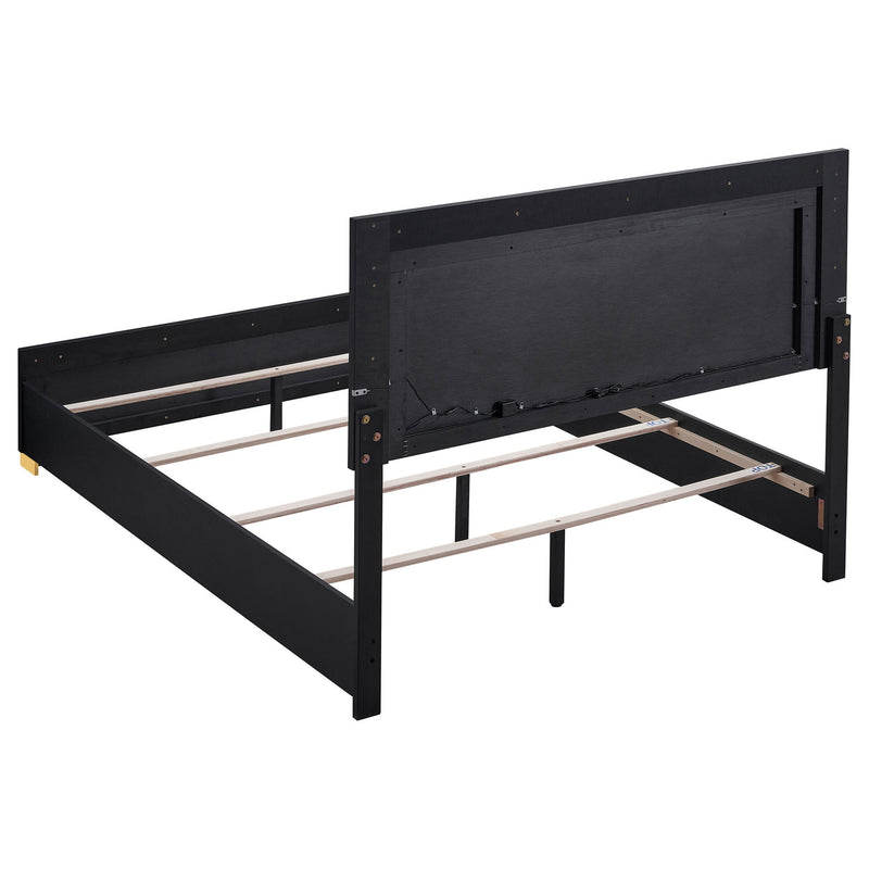 Bedroom Set With Accents