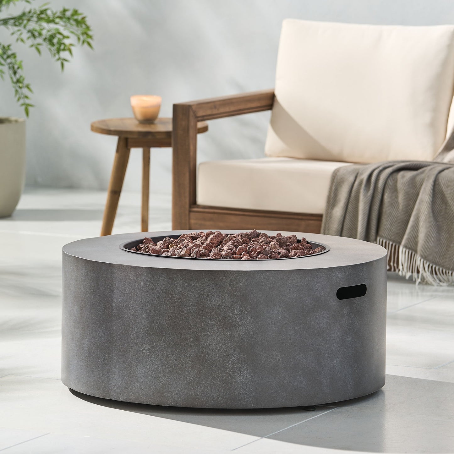 Round Iron Fire Pit With 40, 000 Btu