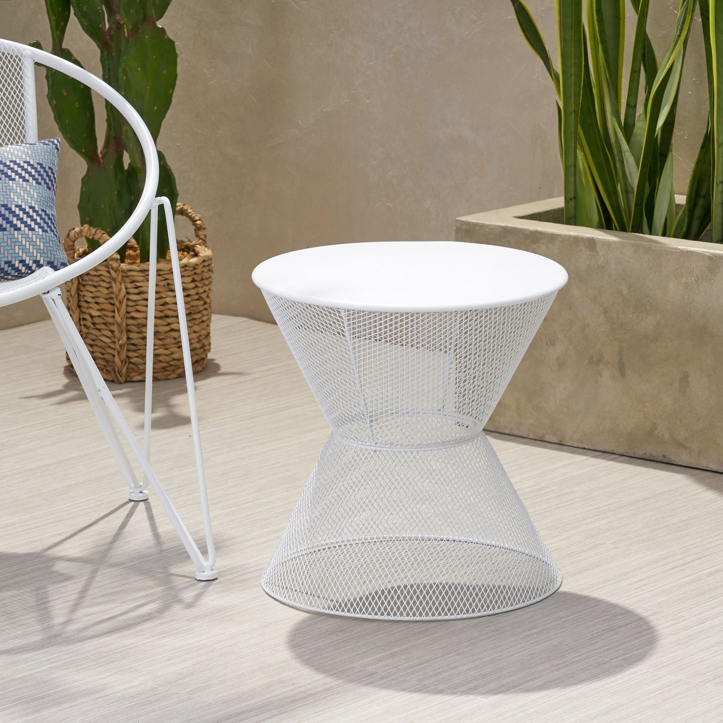 Nevada - Contemporary Side Table With Design