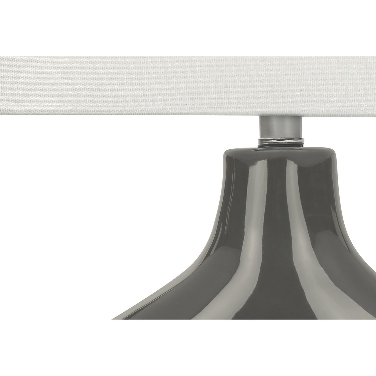 Contemporary Table Lamp With Shade