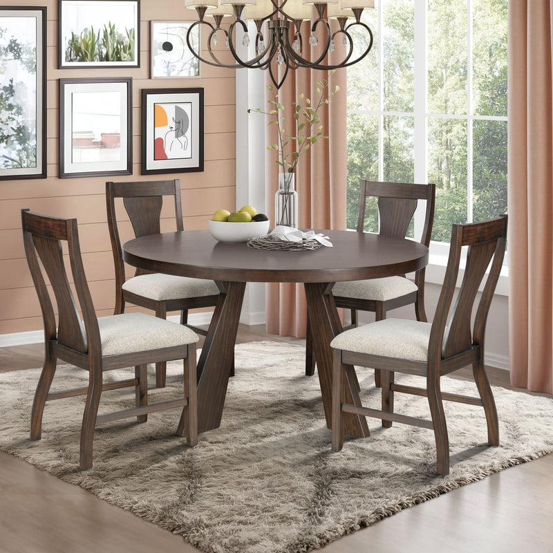 Chestnut Ridge - Juego de comedor de 5 piezas (Mesa redonda de 47" y 4 sillas) - Marrón / Beige