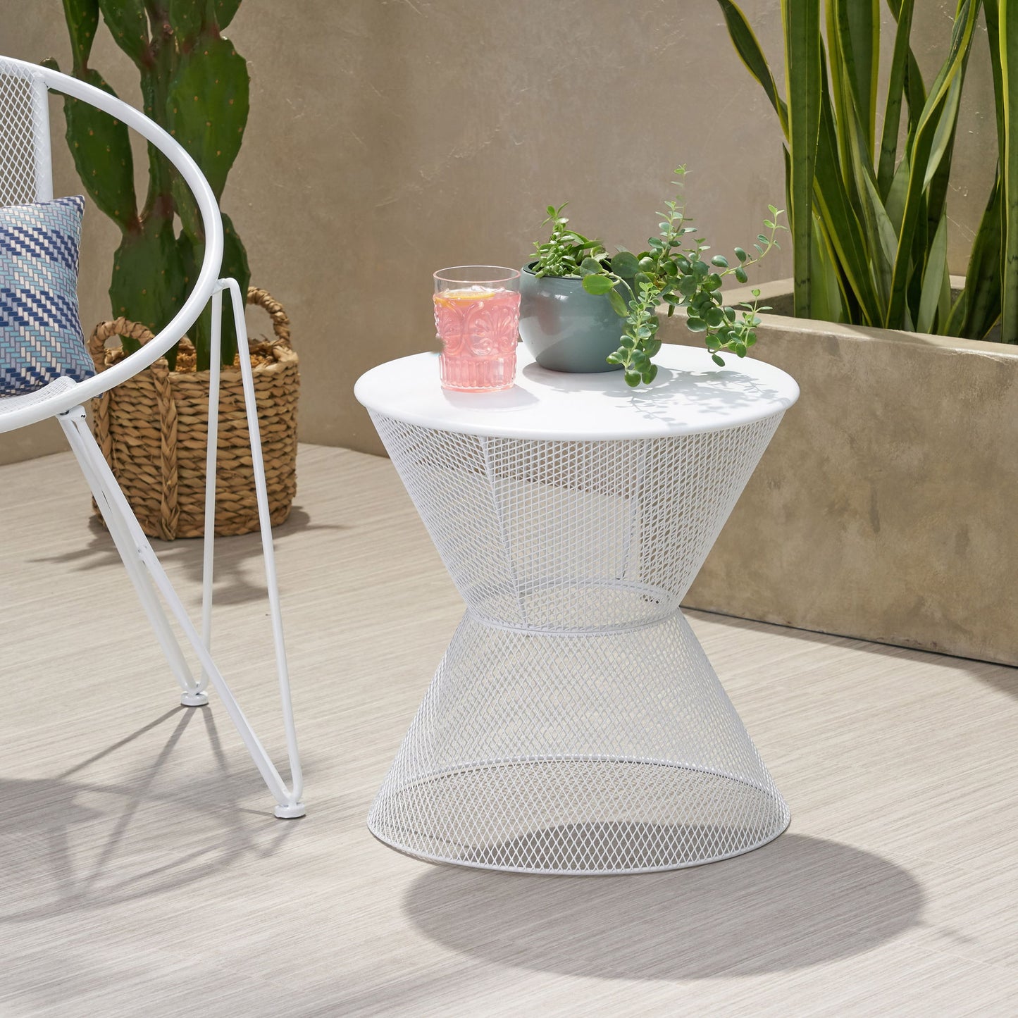Nevada - Contemporary Side Table With Design