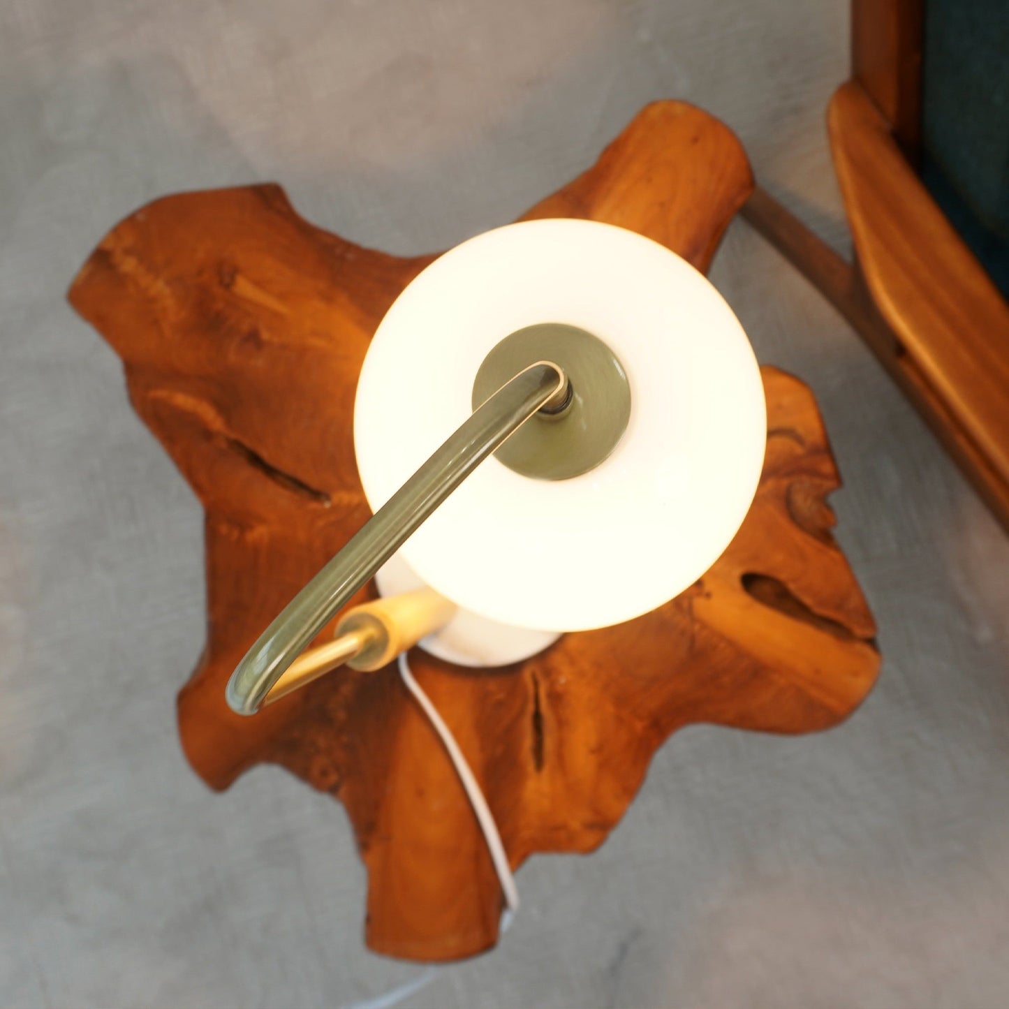 Bedside Table Lamp With Globe Lampshade - White