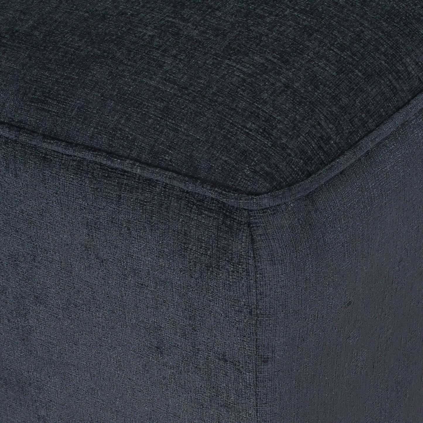 Upholstered Chaise Lounge With Scroll Arms, Turned Legs And 2 Pillows