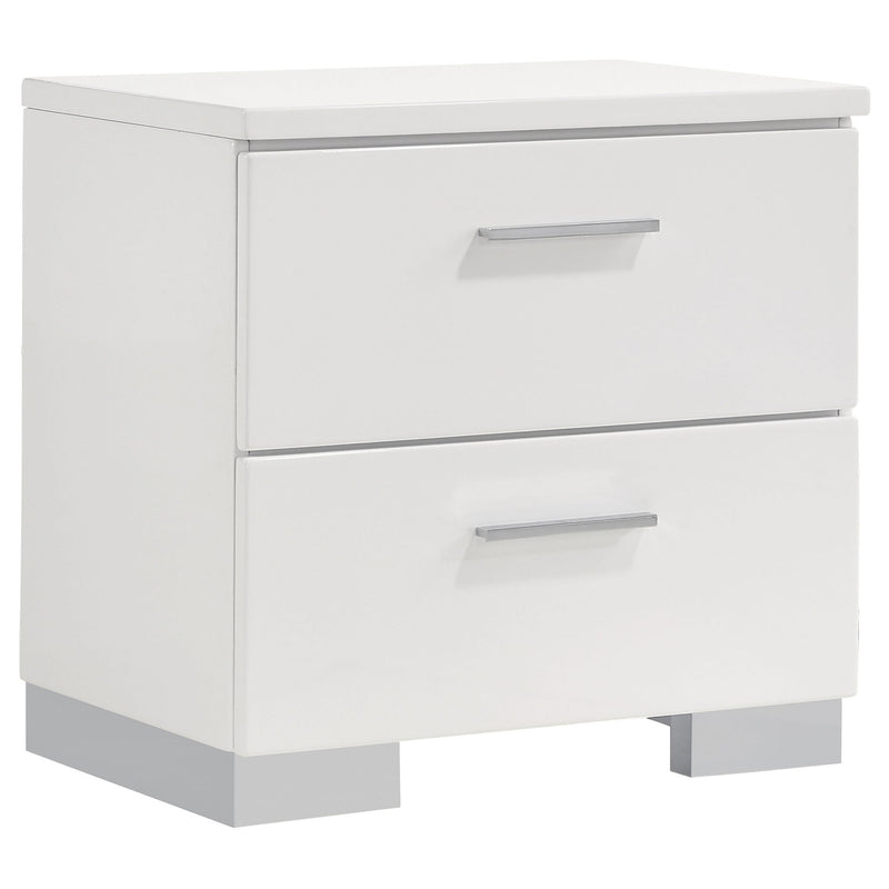 August - 6 Piece Queen Panel Bedroom Set With LED Lighting - White