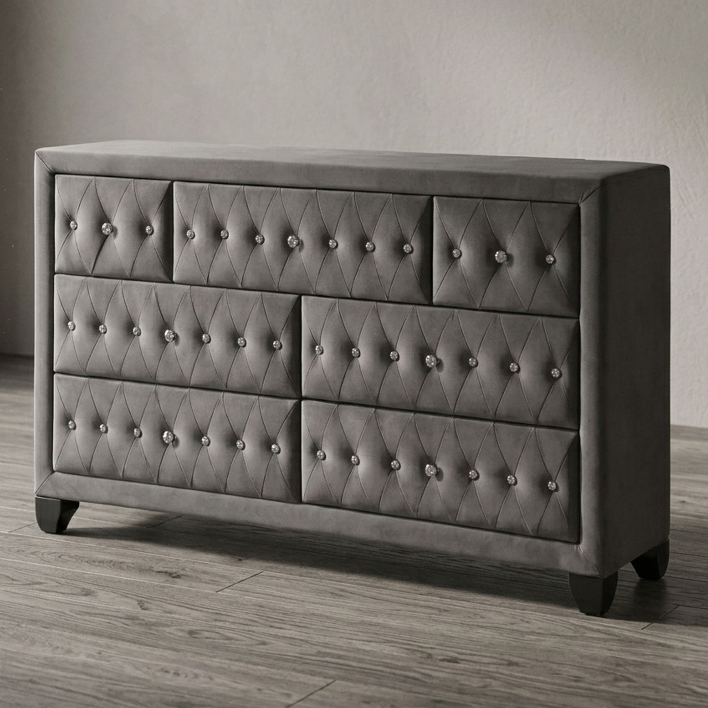 Sophia - 7 Drawer Dresser