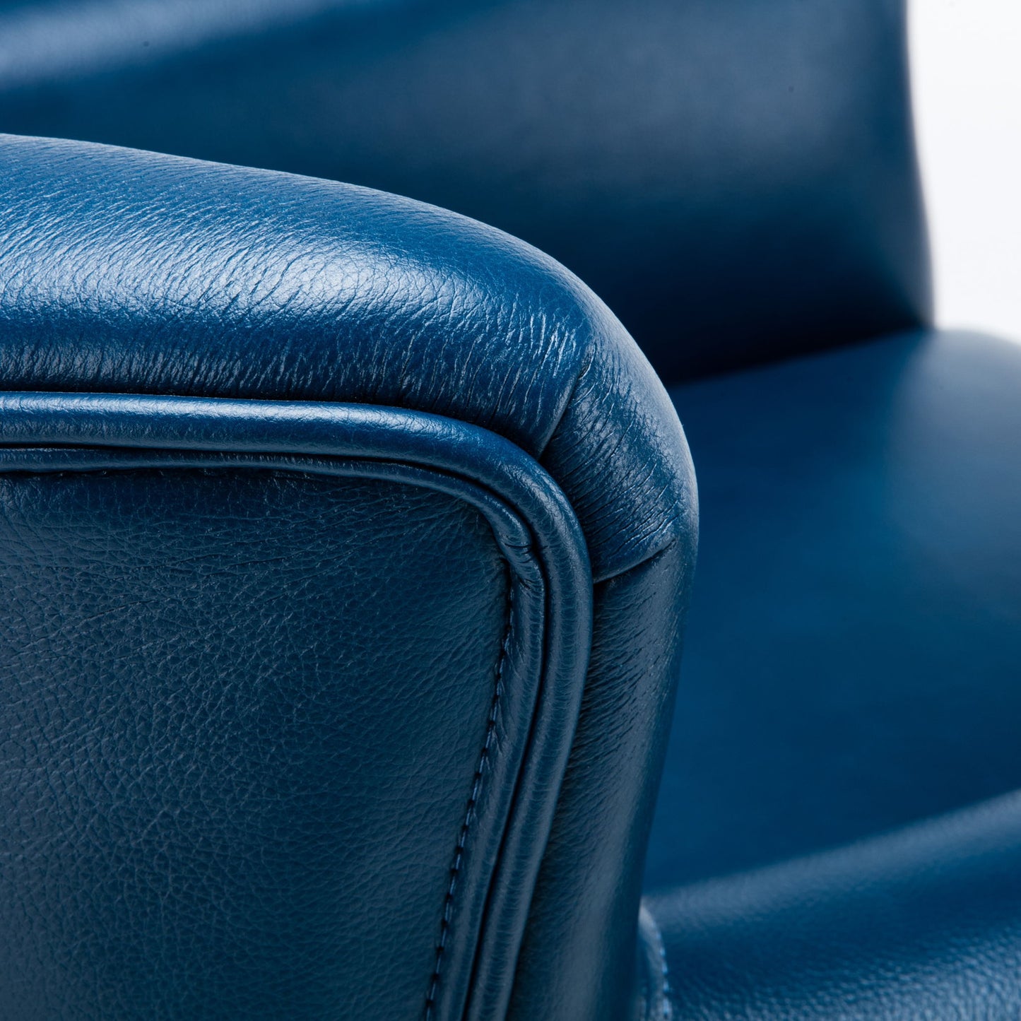 Hadley - Club Chair