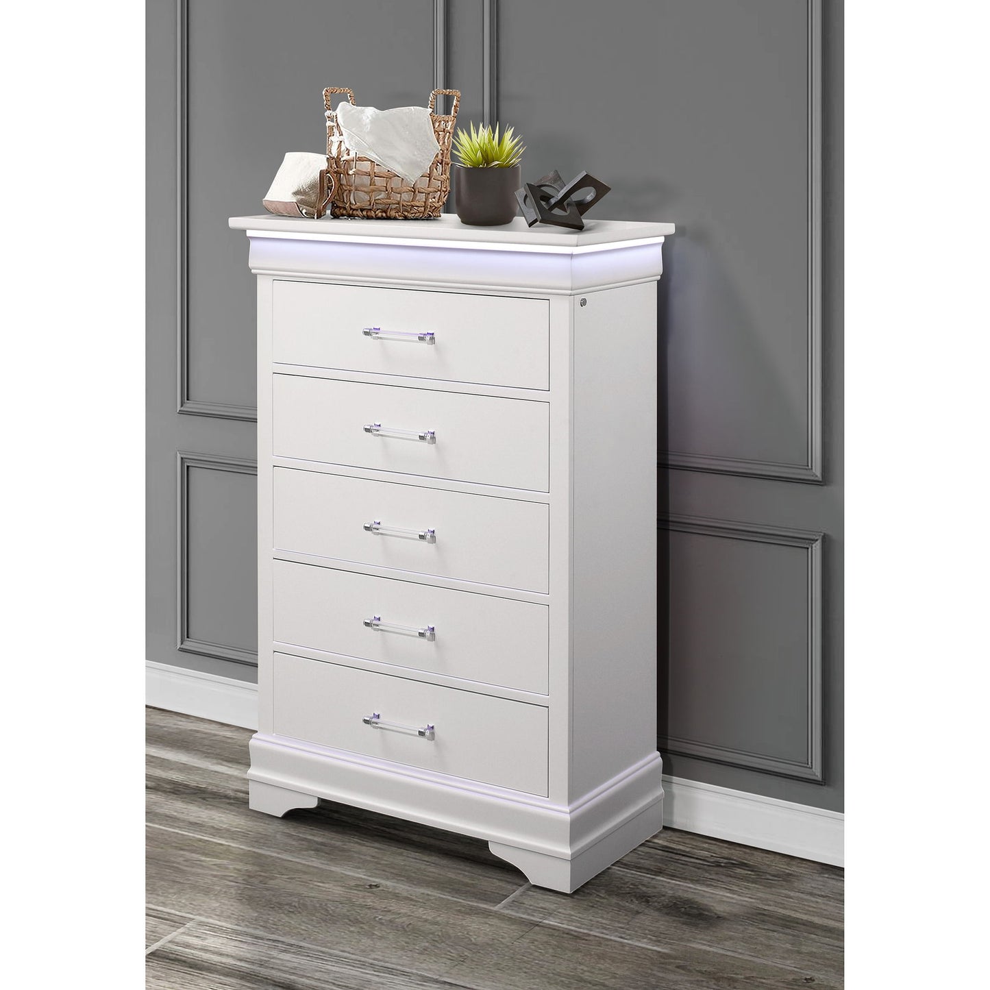 Charlston - Chest With LED