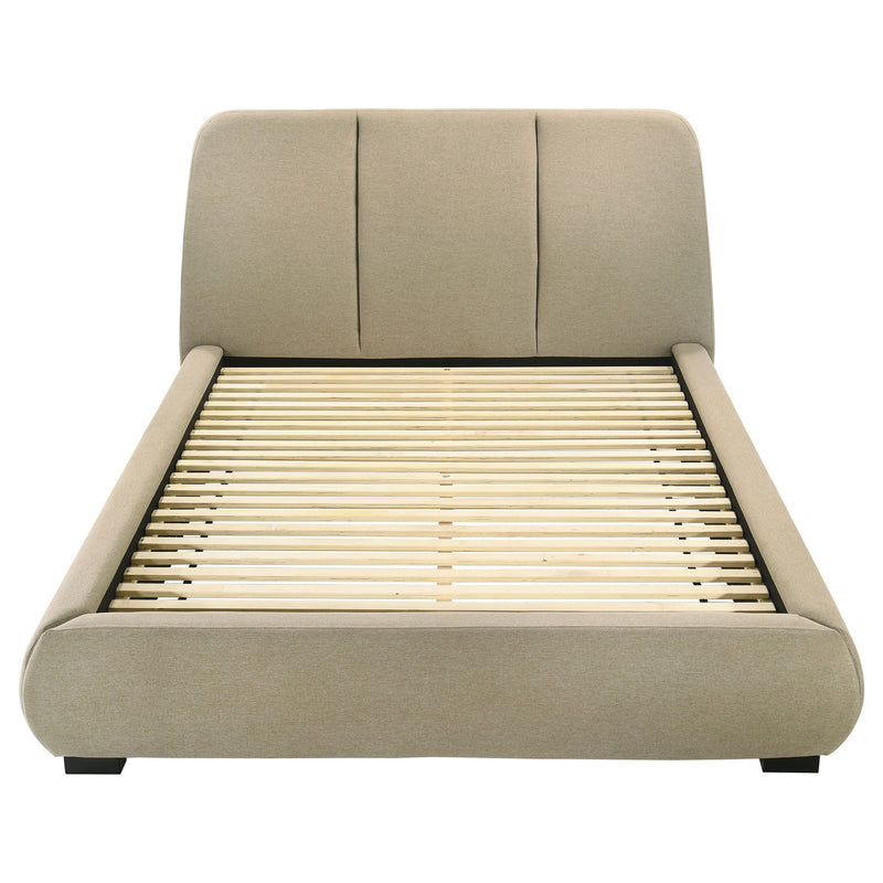 Modern Upholstered Platform Bed With Tufted Headboard