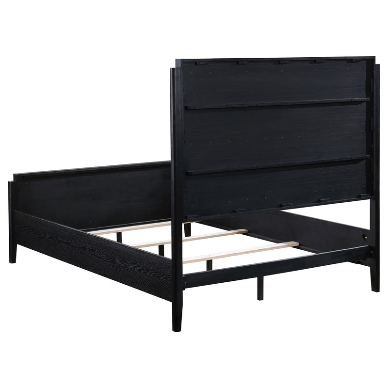 Ennis - Bed With Tufted Headboard