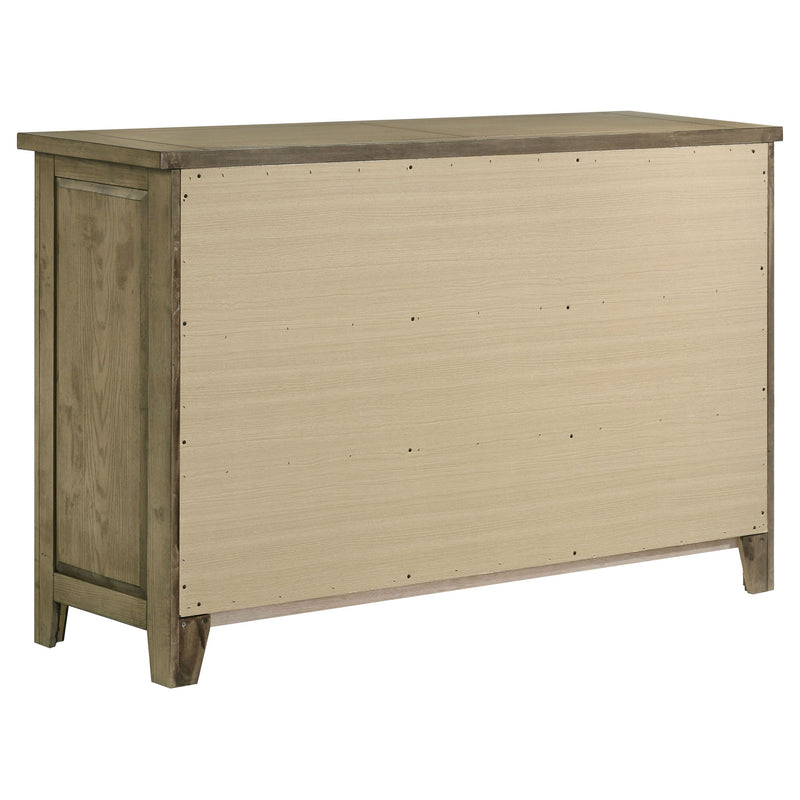 Pelton - 6 Drawer Dresser - Oak