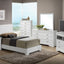 Elegant Platform Bed For Relaxed Spaces