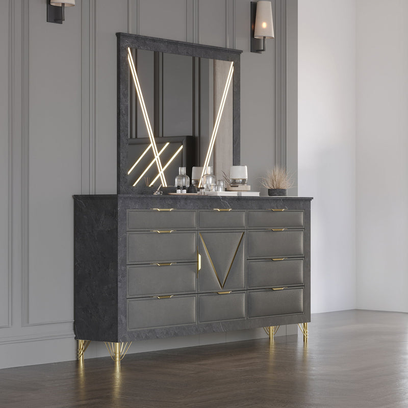 Symmetry - Dresser