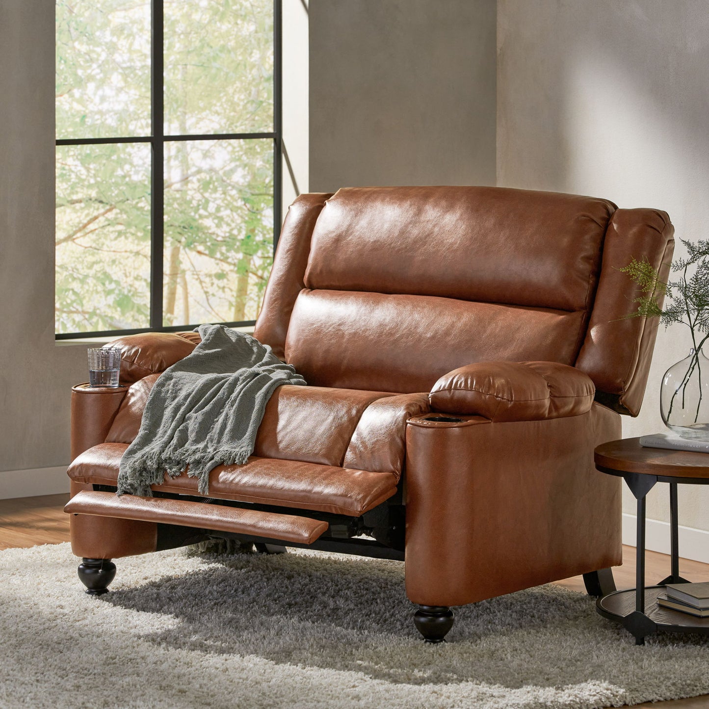 Tufted Design Wide Manual Recliner Chair