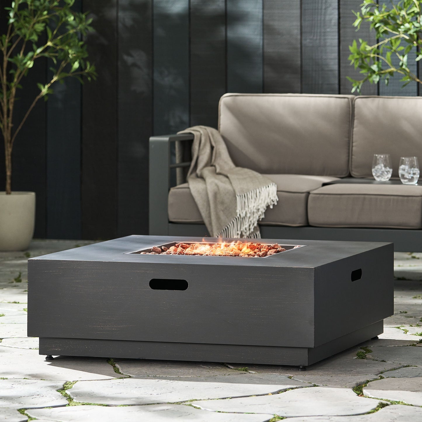 Modern Square Fire Pit With 50, 000 Btu