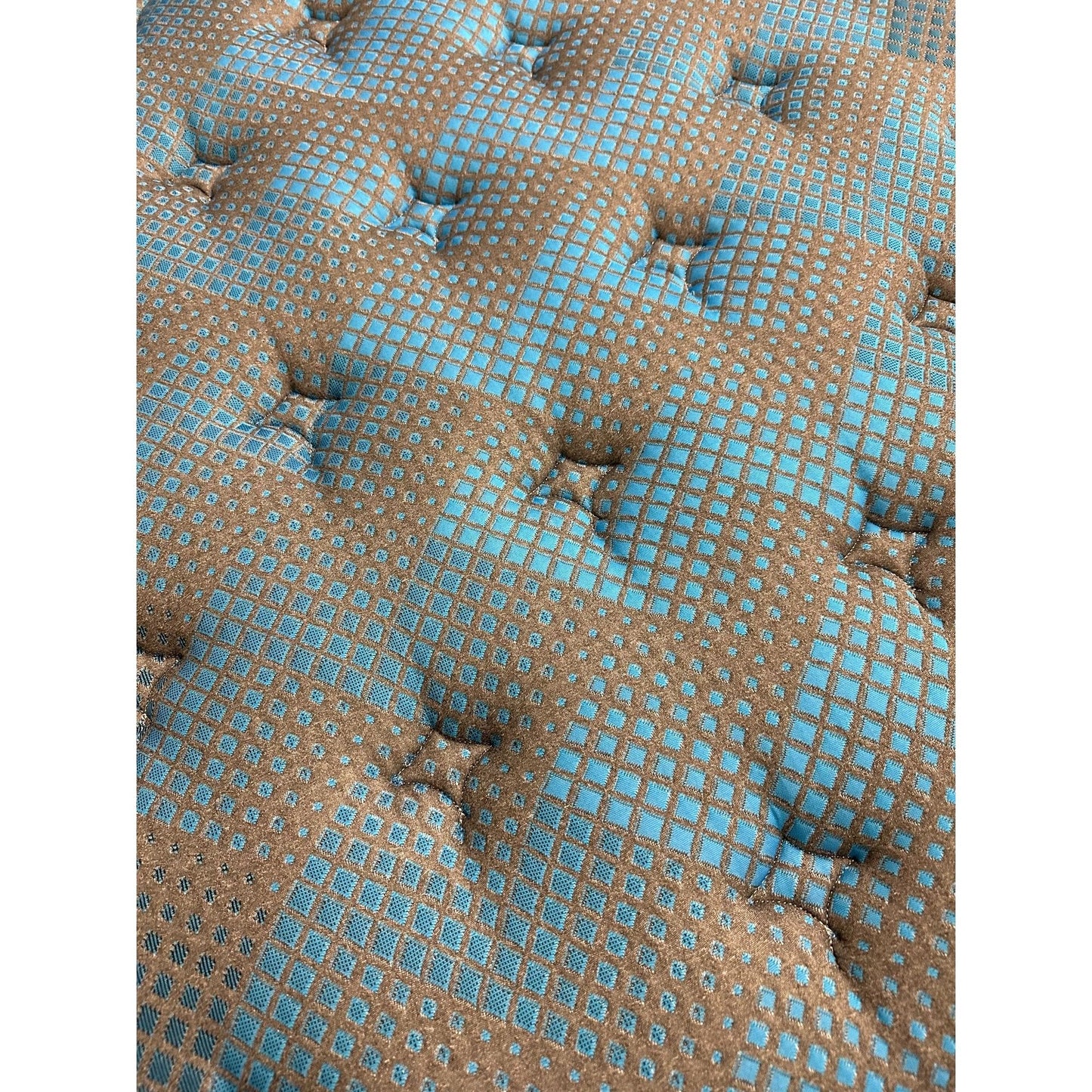 Comfort Care - 12" Hybrid Euro Top Mattress, Plush Comfort With Individual Pocketed Coil - Gray / Blue - Twin