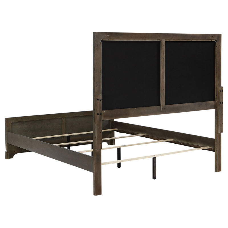 Harbington - Panel Bed