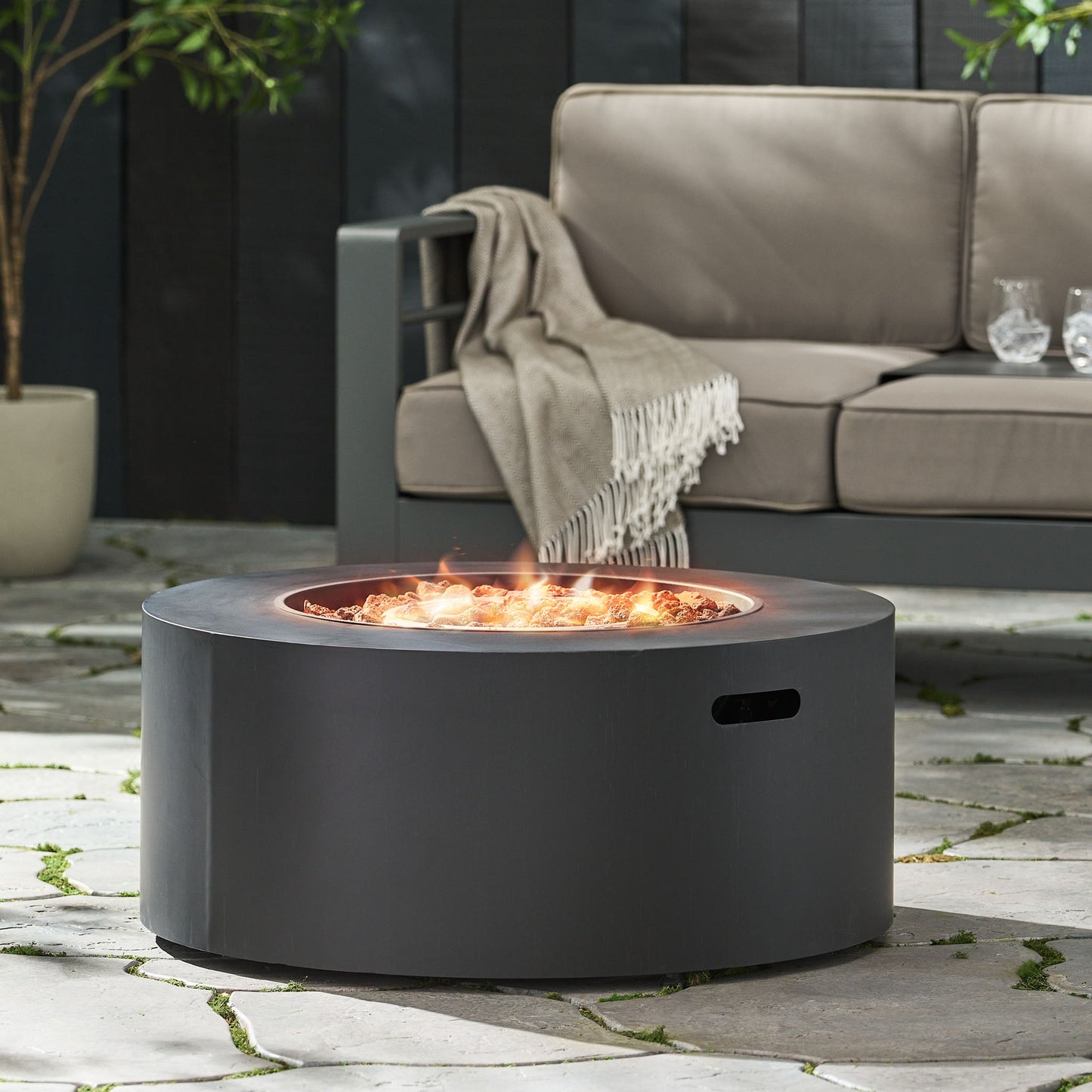 Round Iron Fire Pit With 40, 000 Btu