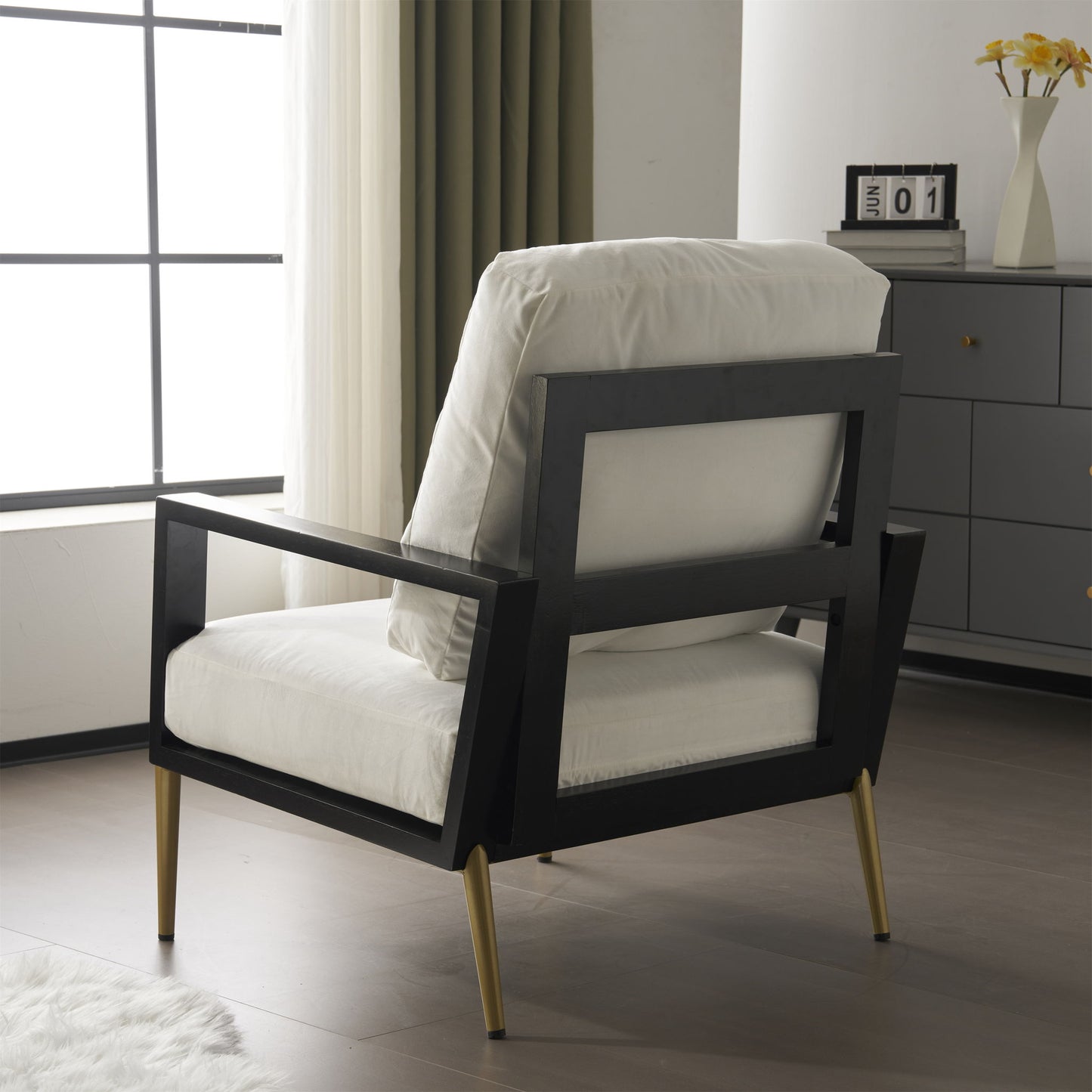 Modern Armchair With Solid Wood Frame