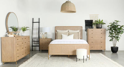 C KING BED
