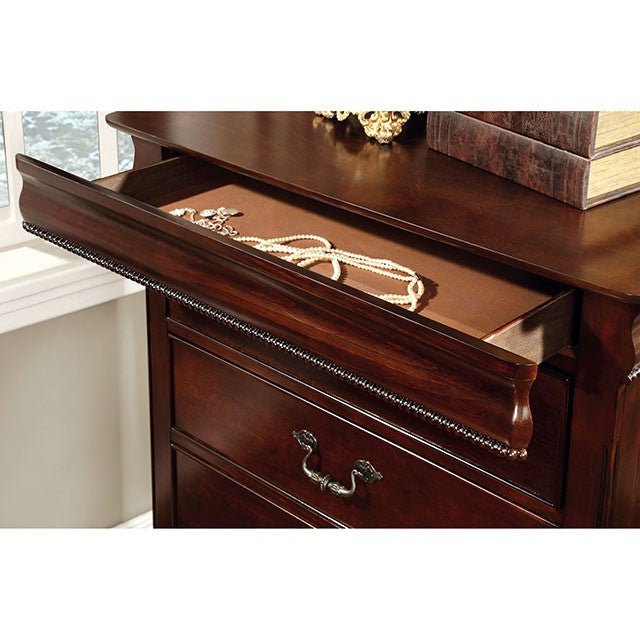 Mandura-Chest