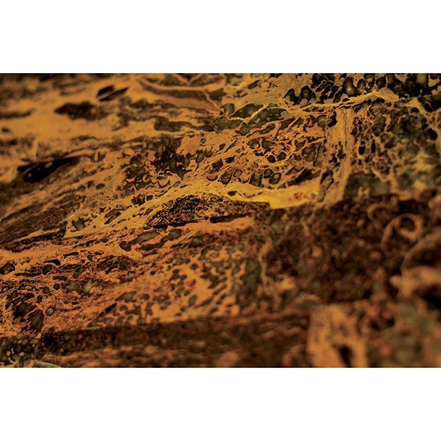 Living Stone-Dining Table