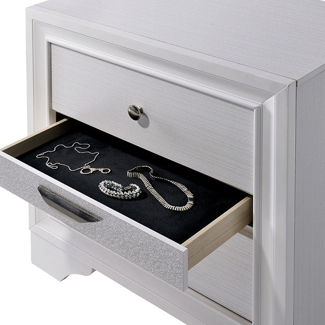 Chrissy-Dresser
