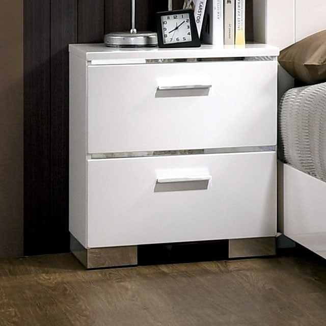 Carlie-Night Stand