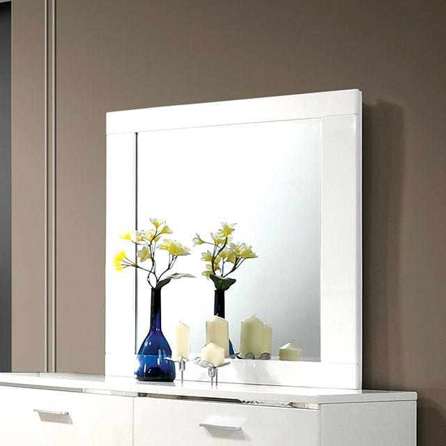 Carlie-Mirror