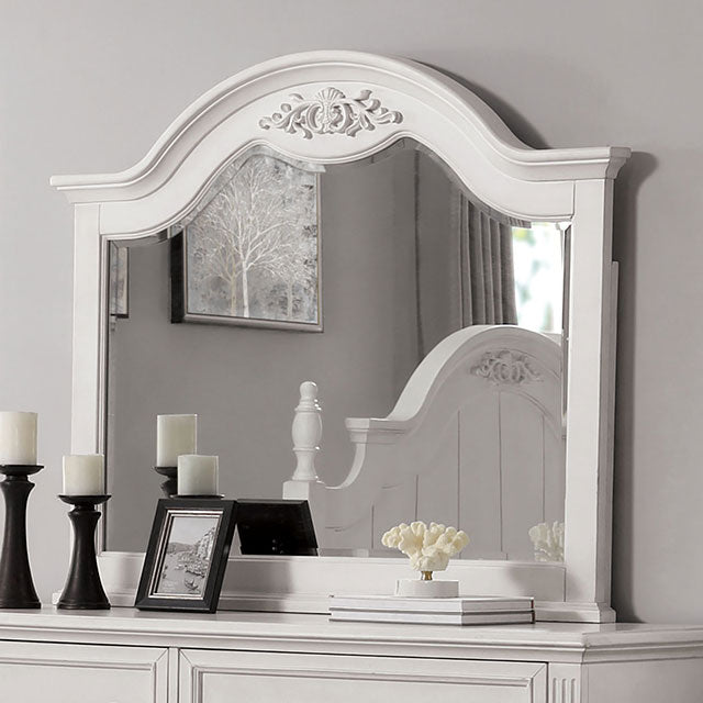 Georgette-Mirror