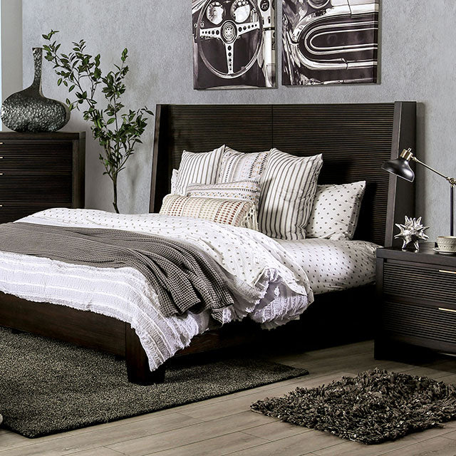 Laurentian-Queen Bed