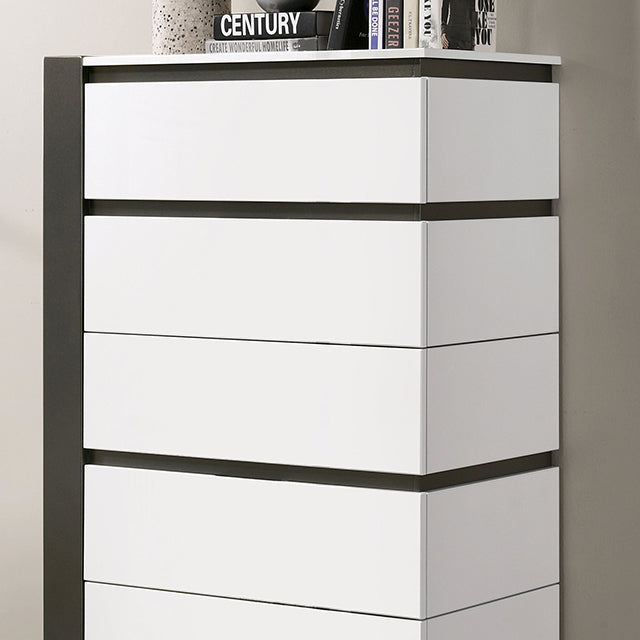 Birsfelden-Chest