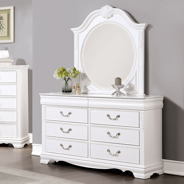 Alecia-Dresser