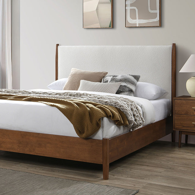 Thusis-E.King Bed