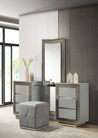 Ventnor-Vanity w/ Stool