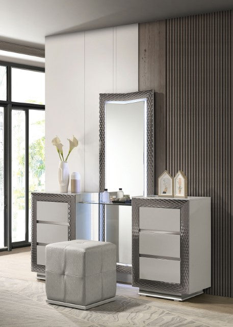 Ventnor-Vanity w/ Stool